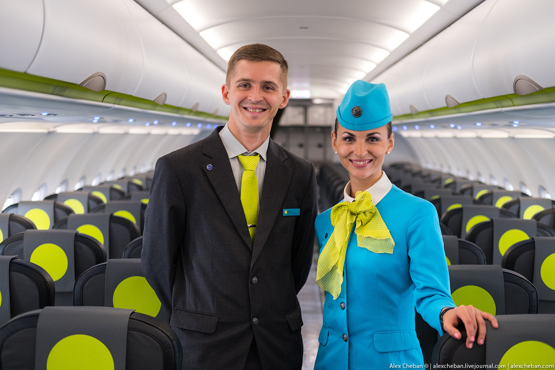 S7 airlines россия. Airbus a320 Neo s7. S7 Airlines летный директор Airbus.